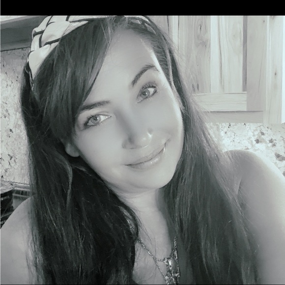 Liquidation Sale Wed 7pm CT - Picture 11 of 16